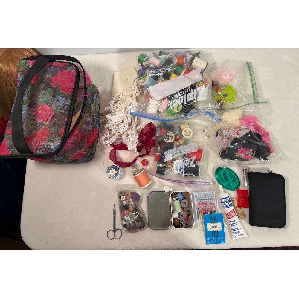 Vintage Sewing Kit Lot Floral Mesh Bag Thread Buttons Lace Notions Supplies